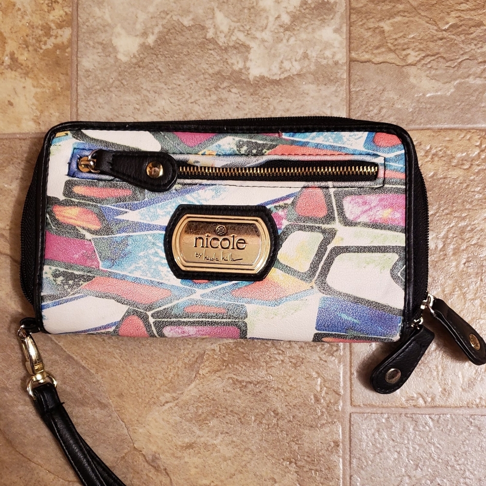 Nicole wallet